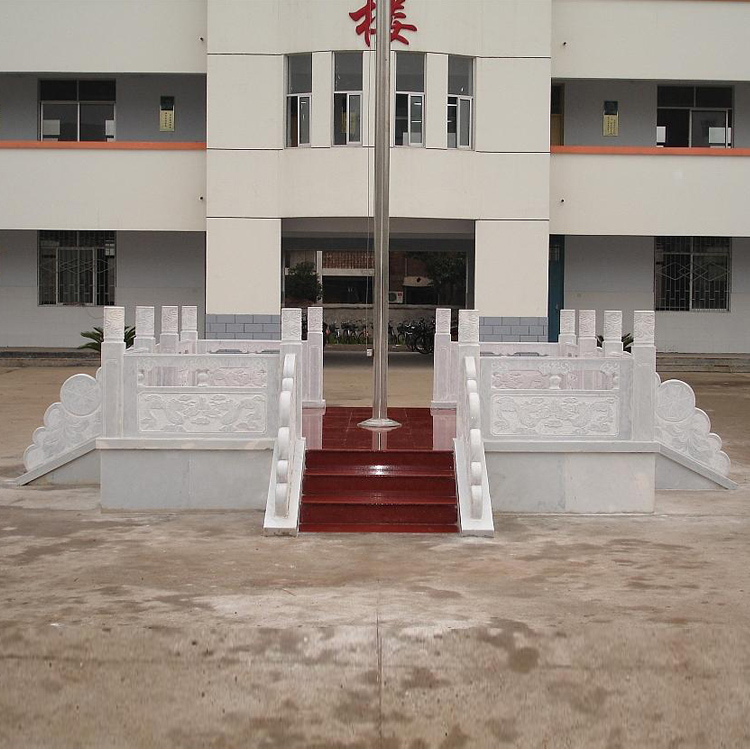 教學(xué)樓升旗臺(tái)_漢白玉雕花國旗臺(tái)雕塑
