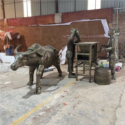 玻璃鋼仿銅人物、牛和風車
