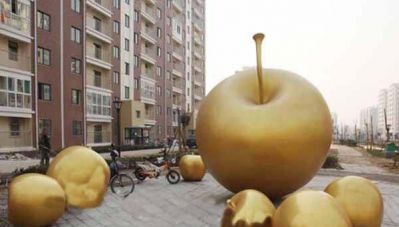 玻璃鋼仿銅蘋(píng)果小區(qū)景觀(guān)雕塑