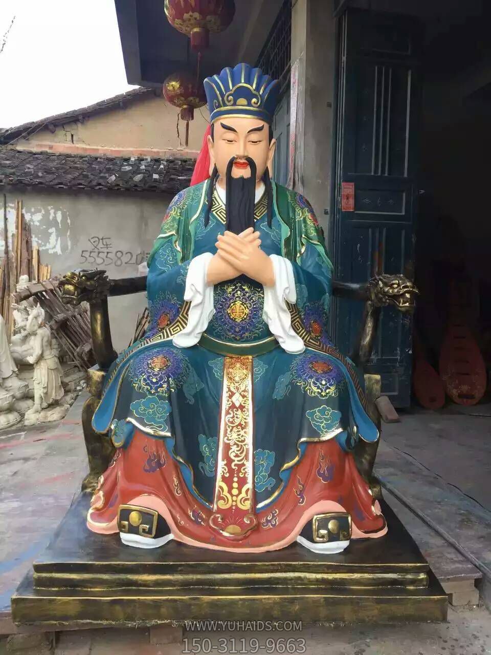 寺廟神佛銅雕彩繪城隍爺?shù)袼?>
                                <h2>寺廟神佛銅雕彩繪城隍爺?shù)袼?參數(shù)說明</h2>
                                                                        <table>
                                      <tr>
                                        <th>產(chǎn)品標題</th>
                                        <td>寺廟神佛銅雕彩繪城隍爺?shù)袼?/td>
                                      </tr>
                                      <tr>
                                        <th>發(fā)布時間</th>
                                        <td>2023-06-07 10:30</td>
                                      </tr>
                                      <tr>
                                        <th>價格</th>
                                        <td><span>電話咨詢</td>
                                      </tr>
                                                                              <tr>
                                          <th>制作材質(zhì)</th>
                                          <td>銅雕</td>
                                        </tr>
                                                                              <tr>
                                          <th>其他</th>
                                          <td>彩繪</td>
                                        </tr>
                                                                          </table>
                                <h2>寺廟神佛銅雕彩繪城隍爺?shù)袼?詳細說明</h2>
                                <p>玉海雕塑是一家綜合性的雕塑公司，擁有多款寺廟神佛銅雕彩繪城隍爺?shù)袼苣Ｐ?，可加工定制多種寺廟神佛銅雕彩繪城隍爺?shù)袼?，支持材質(zhì)、樣式、風格、尺寸大小等方面的調(diào)整修改定制。我們所加工制作的寺廟神佛銅雕彩繪城隍爺?shù)袼苜|(zhì)優(yōu)價廉，遍布全國多個省市地區(qū)，想要了解更多案例圖片，請電話或微信咨詢。材質(zhì)、大小、樣式等都可以按需定制，還可根據(jù)您提供給的寺廟神佛銅雕彩繪城隍爺?shù)袼軜訄D進行制作！如有相關需求，歡迎致電（微信同號）：<span>150-3119-9663</span></p>
                                                                <div   class=