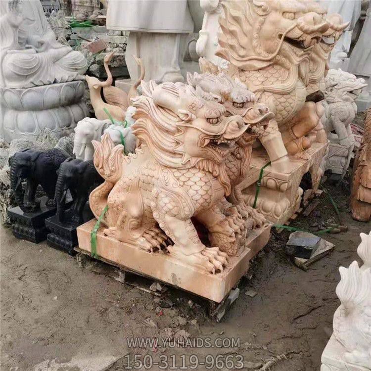 庭院村口仿古做舊動物 石雕獅子一對 鎮(zhèn)宅招財?shù)袼?>
                                <h2>庭院村口仿古做舊動物 石雕獅子一對 鎮(zhèn)宅招財?shù)袼?參數(shù)說明</h2>
                                                                        <table>
                                      <tr>
                                        <th>產(chǎn)品標題</th>
                                        <td>庭院村口仿古做舊動物 石雕獅子一對 鎮(zhèn)宅招財?shù)袼?/td>
                                      </tr>
                                      <tr>
                                        <th>發(fā)布時間</th>
                                        <td>2023-06-07 10:31</td>
                                      </tr>
                                      <tr>
                                        <th>價格</th>
                                        <td><span>電話咨詢</td>
                                      </tr>
                                                                              <tr>
                                          <th>雕刻內容</th>
                                          <td>動物、獅子、動物</td>
                                        </tr>
                                                                              <tr>
                                          <th>制作材質</th>
                                          <td>石雕</td>
                                        </tr>
                                                                              <tr>
                                          <th>其他</th>
                                          <td>仿古</td>
                                        </tr>
                                                                          </table>
                                <h2>庭院村口仿古做舊動物 石雕獅子一對 鎮(zhèn)宅招財?shù)袼?詳細說明</h2>
                                <p>玉海雕塑是一家綜合性的雕塑公司，擁有多款庭院村口仿古做舊動物雕塑模型，可加工定制多種庭院村口仿古做舊動物雕塑，支持材質、樣式、風格、尺寸大小等方面的調整修改定制。我們所加工制作的庭院村口仿古做舊動物雕塑質優(yōu)價廉，遍布全國多個省市地區(qū)，想要了解更多案例圖片，請電話或微信咨詢。材質、大小、樣式等都可以按需定制，還可根據(jù)您提供給的庭院村口仿古做舊動物雕塑樣圖進行制作！如有相關需求，歡迎致電（微信同號）：<span>150-3119-9663</span></p>
                                                                <div   class=