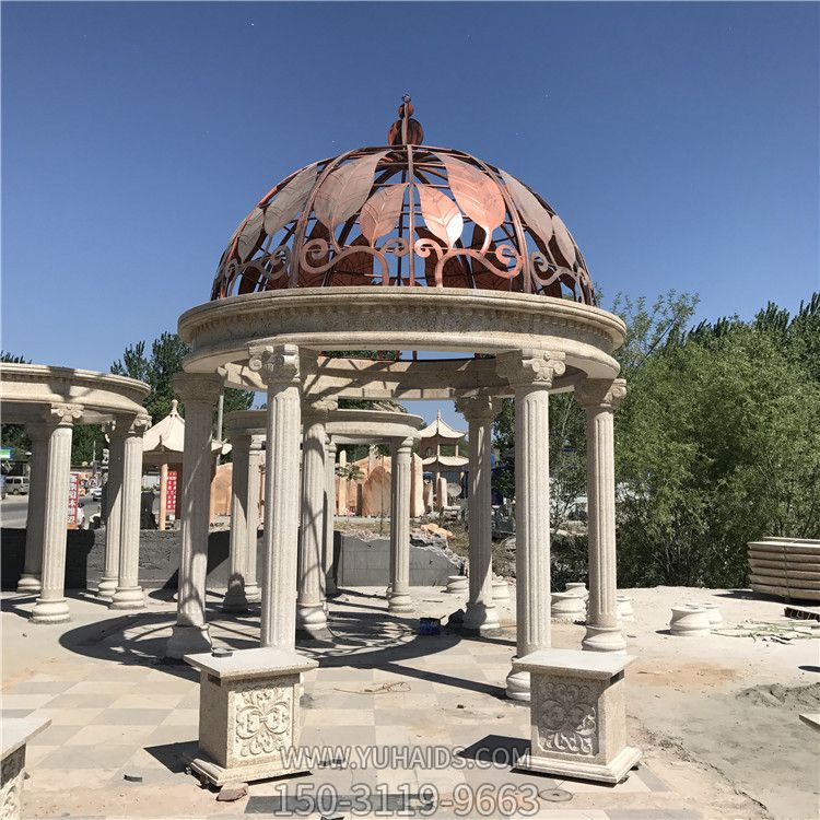 歐式羅馬柱鐵藝樹葉圓頂別墅花園北方?jīng)鐾さ袼?>
                                <h2>歐式羅馬柱鐵藝樹葉圓頂別墅花園北方?jīng)鐾さ袼?參數(shù)說明</h2>
                                                                        <table>
                                      <tr>
                                        <th>產(chǎn)品標(biāo)題</th>
                                        <td>歐式羅馬柱鐵藝樹葉圓頂別墅花園北方?jīng)鐾さ袼?/td>
                                      </tr>
                                      <tr>
                                        <th>發(fā)布時(shí)間</th>
                                        <td>2023-06-07 10:40</td>
                                      </tr>
                                      <tr>
                                        <th>價(jià)格</th>
                                        <td><span>電話咨詢</td>
                                      </tr>
                                                                              <tr>
                                          <th>雕刻內(nèi)容</th>
                                          <td>涼亭、馬</td>
                                        </tr>
                                                                          </table>
                                <h2>歐式羅馬柱鐵藝樹葉圓頂別墅花園北方?jīng)鐾さ袼?詳細(xì)說明</h2>
                                <p>玉海雕塑是一家綜合性的雕塑公司，擁有多款歐式羅馬柱鐵藝樹葉圓頂別墅花園北方?jīng)鐾さ袼苣Ｐ?，可加工定制多種歐式羅馬柱鐵藝樹葉圓頂別墅花園北方?jīng)鐾さ袼?，支持材質(zhì)、樣式、風(fēng)格、尺寸大小等方面的調(diào)整修改定制。我們所加工制作的歐式羅馬柱鐵藝樹葉圓頂別墅花園北方?jīng)鐾さ袼苜|(zhì)優(yōu)價(jià)廉，遍布全國多個(gè)省市地區(qū)，想要了解更多案例圖片，請電話或微信咨詢。材質(zhì)、大小、樣式等都可以按需定制，還可根據(jù)您提供給的歐式羅馬柱鐵藝樹葉圓頂別墅花園北方?jīng)鐾さ袼軜訄D進(jìn)行制作！如有相關(guān)需求，歡迎致電（微信同號）：<span>150-3119-9663</span></p>
                                                                <div   class=