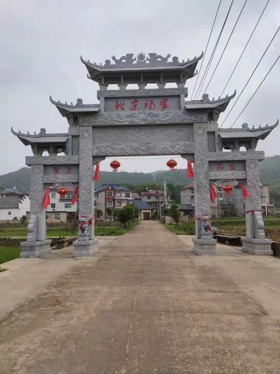 花崗巖石雕牌坊，鄉(xiāng)村入村口大牌坊