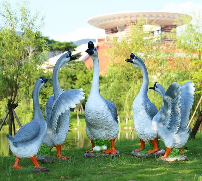 養(yǎng)殖場玻璃鋼仿真，彩繪天鵝雕塑