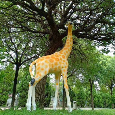 玻璃鋼仿真長頸鹿，公園園林草坪動物景觀