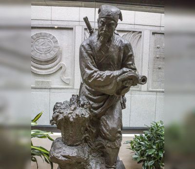 庭院園林?jǐn)[放鑄銅浮雕醫(yī)學(xué)家李時珍青銅雕