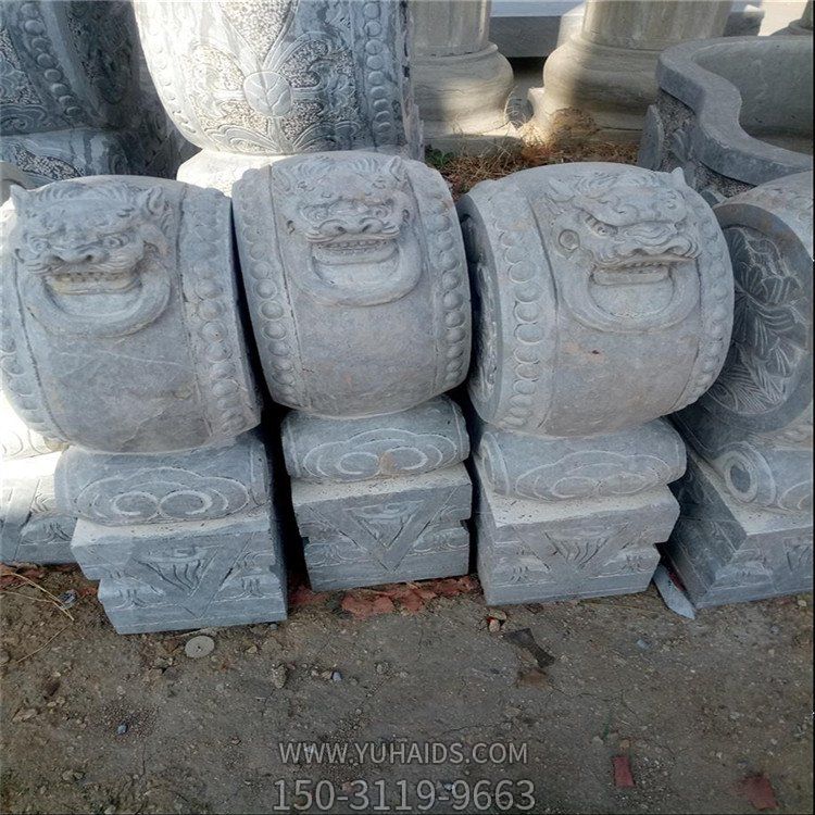 庭院門(mén)口一對(duì)大理石石雕獅子抱鼓石雕塑