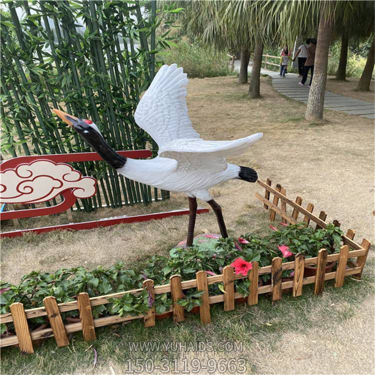 戶(hù)外公園玻璃鋼仿真仙鶴雕塑