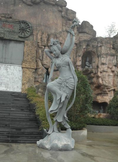 彈琵琶的人物擺件有什么寓意？