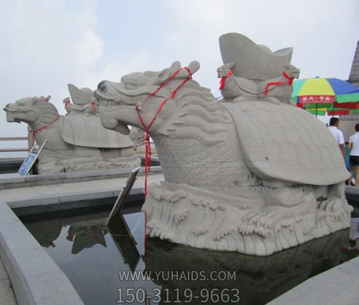 景區(qū)擺放的身上背著元寶的砂石石雕創(chuàng)意龍龜?shù)袼?>
                                <h2>景區(qū)擺放的身上背著元寶的砂石石雕創(chuàng)意龍龜?shù)袼?參數(shù)說(shuō)明</h2>
                                                                        <table>
                                      <tr>
                                        <th>產(chǎn)品標(biāo)題</th>
                                        <td>景區(qū)擺放的身上背著元寶的砂石石雕創(chuàng)意龍龜?shù)袼?/td>
                                      </tr>
                                      <tr>
                                        <th>發(fā)布時(shí)間</th>
                                        <td>2023-06-08 13:57</td>
                                      </tr>
                                      <tr>
                                        <th>價(jià)格</th>
                                        <td><span>電話咨詢</td>
                                      </tr>
                                                                              <tr>
                                          <th>雕刻內(nèi)容</th>
                                          <td>龍、龍龜</td>
                                        </tr>
                                                                              <tr>
                                          <th>制作材質(zhì)</th>
                                          <td>石雕</td>
                                        </tr>
                                                                          </table>
                                <h2>景區(qū)擺放的身上背著元寶的砂石石雕創(chuàng)意龍龜?shù)袼?詳細(xì)說(shuō)明</h2>
                                <p>玉海雕塑是一家綜合性的雕塑公司，擁有多款景區(qū)擺放的身上背著元寶的砂石石雕創(chuàng)意龍龜?shù)袼苣Ｐ?，可加工定制多種景區(qū)擺放的身上背著元寶的砂石石雕創(chuàng)意龍龜?shù)袼?，支持材質(zhì)、樣式、風(fēng)格、尺寸大小等方面的調(diào)整修改定制。我們所加工制作的景區(qū)擺放的身上背著元寶的砂石石雕創(chuàng)意龍龜?shù)袼苜|(zhì)優(yōu)價(jià)廉，遍布全國(guó)多個(gè)省市地區(qū)，想要了解更多案例圖片，請(qǐng)電話或微信咨詢。材質(zhì)、大小、樣式等都可以按需定制，還可根據(jù)您提供給的景區(qū)擺放的身上背著元寶的砂石石雕創(chuàng)意龍龜?shù)袼軜訄D進(jìn)行制作！如有相關(guān)需求，歡迎致電（微信同號(hào)）：<span>150-3119-9663</span></p>
                                                                <div   class=