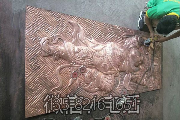 紫銅鍛造門(mén)神浮雕