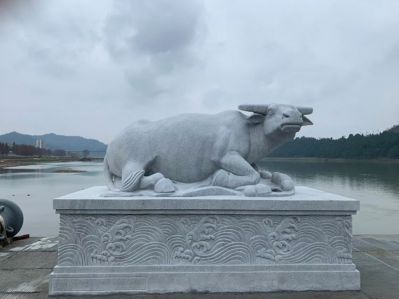 鎮(zhèn)水水?；◢弾r石雕動(dòng)物雕塑